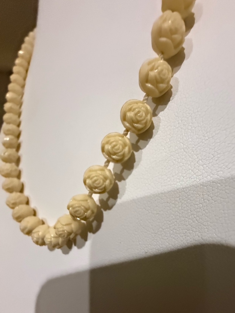 Vintage Carved Rose Bead Necklace - Picture 2 of 6